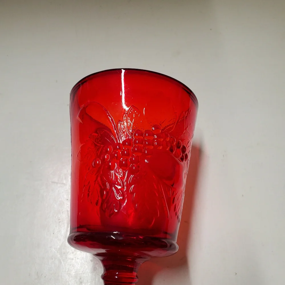 Vintage L G Wright Ruby Glass Strawberry and‎ Currant Collection Water Goblet